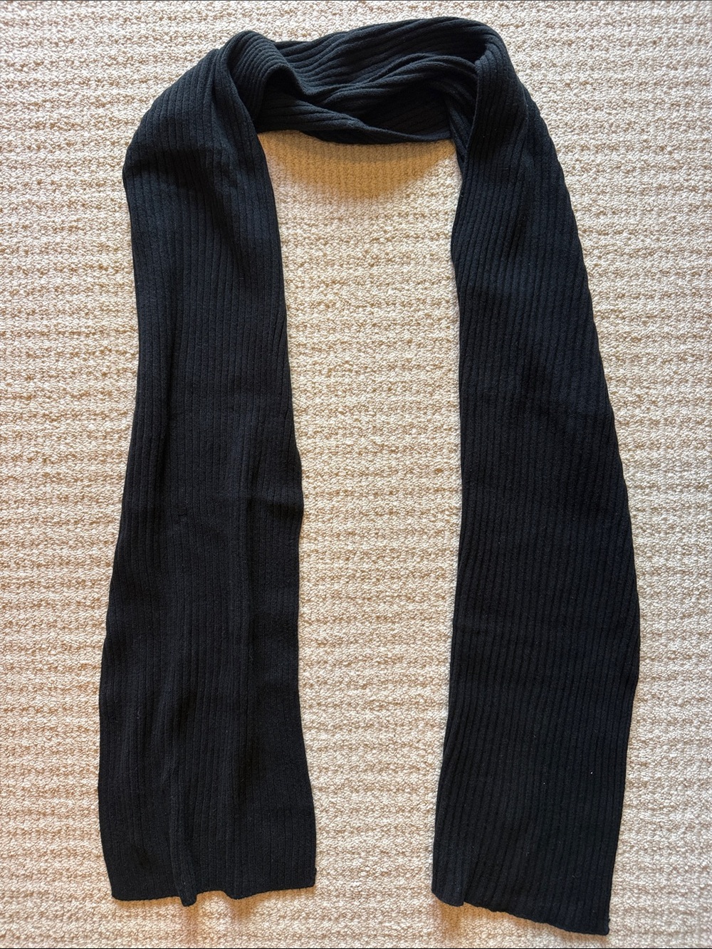 GAP Black Ribbed Knit Scarf